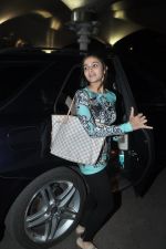 Alia Bhatt snapped at airport after they return from Delhi on 16th April 2014